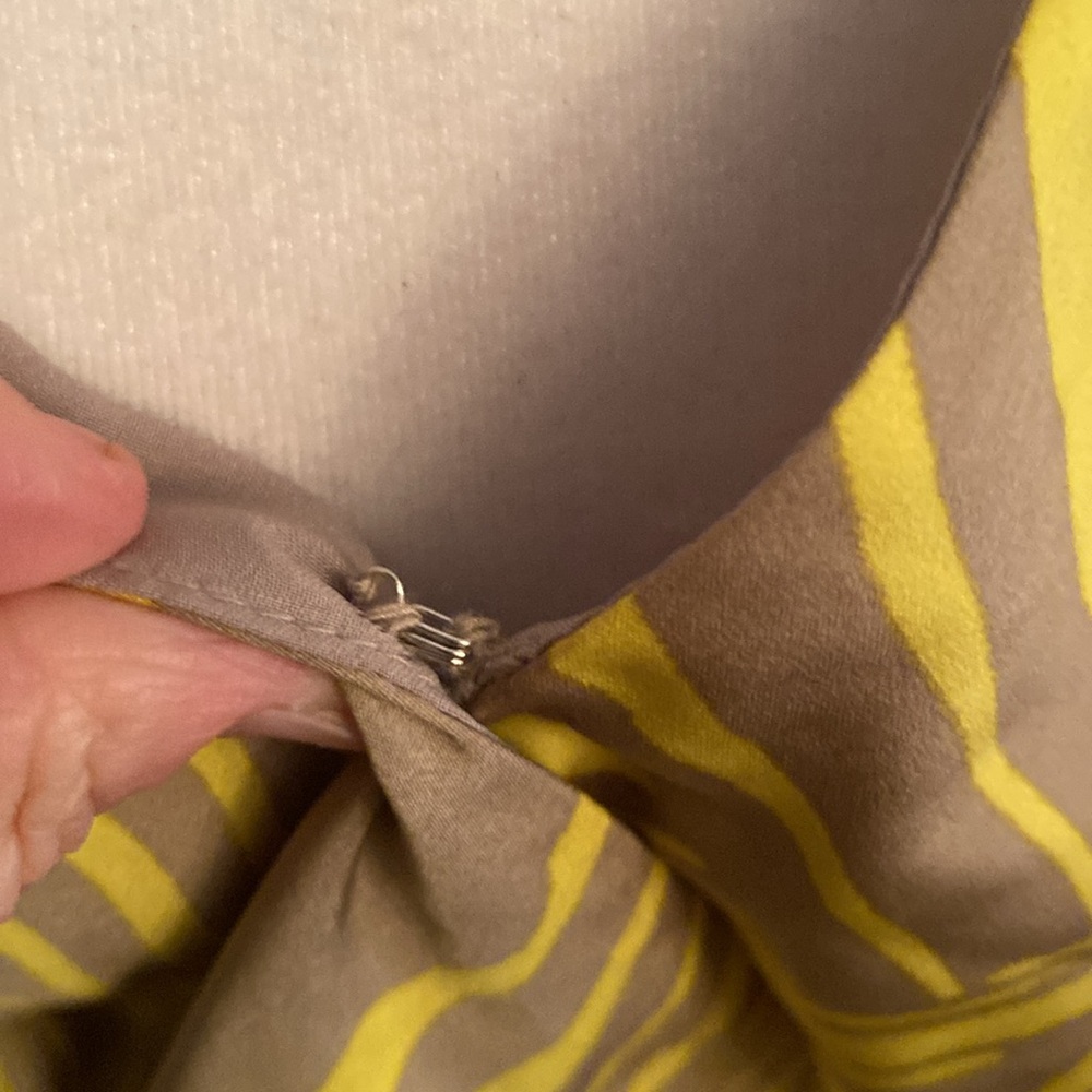 Banana Republic size 12 tie wrap blouse - Picture 9 of 13